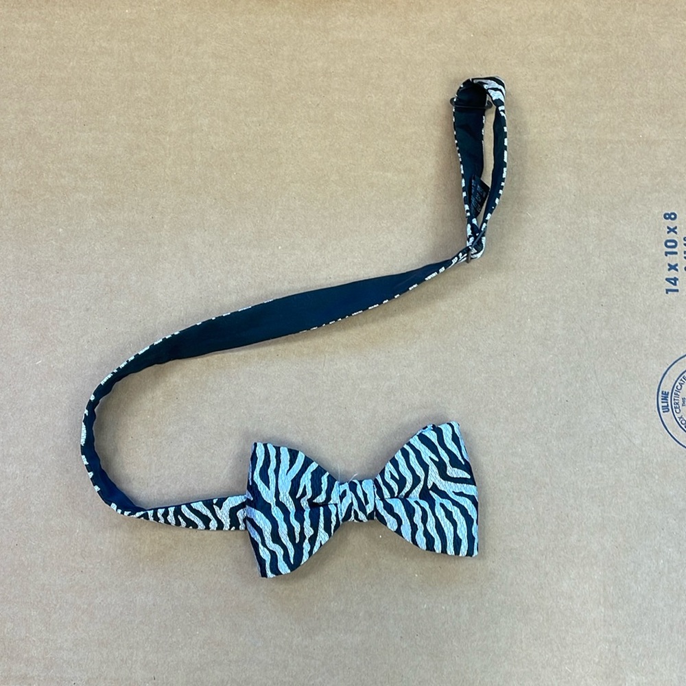 Zebra Bow Tie New